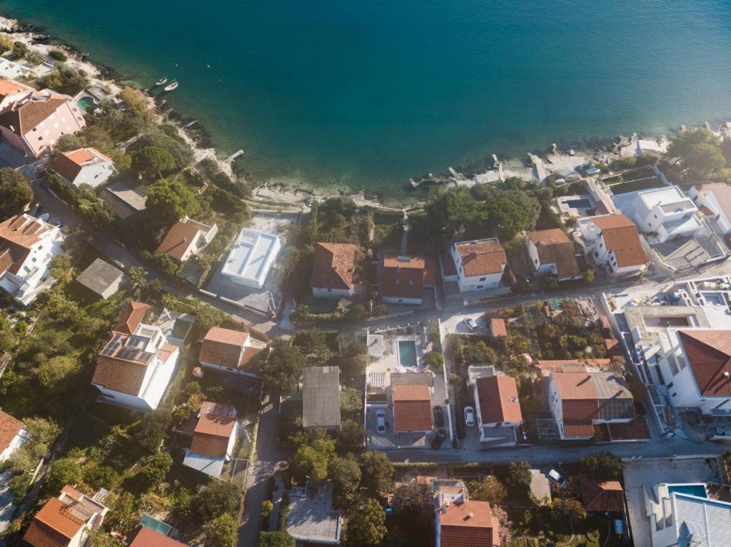 Villa Vlatino Seget Vranjica Exterior foto